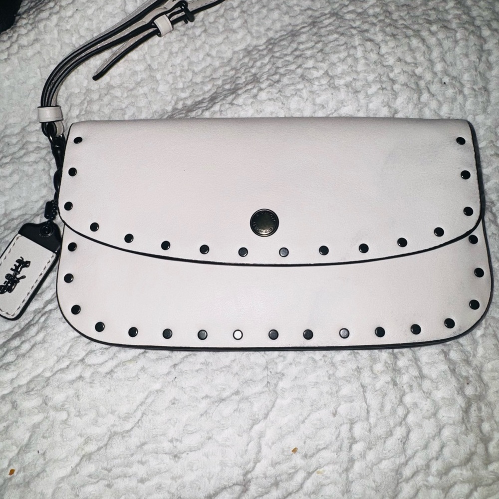 Coach 1941 Glovetanned Leather Wristlet/Clutch/Crossbody w/Rivets, Chalk/Ivory.